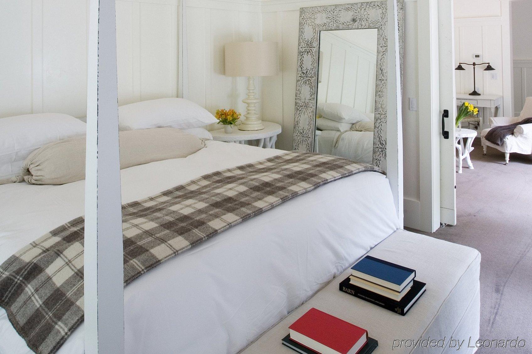 Farmhouse Inn Forestville Экстерьер фото