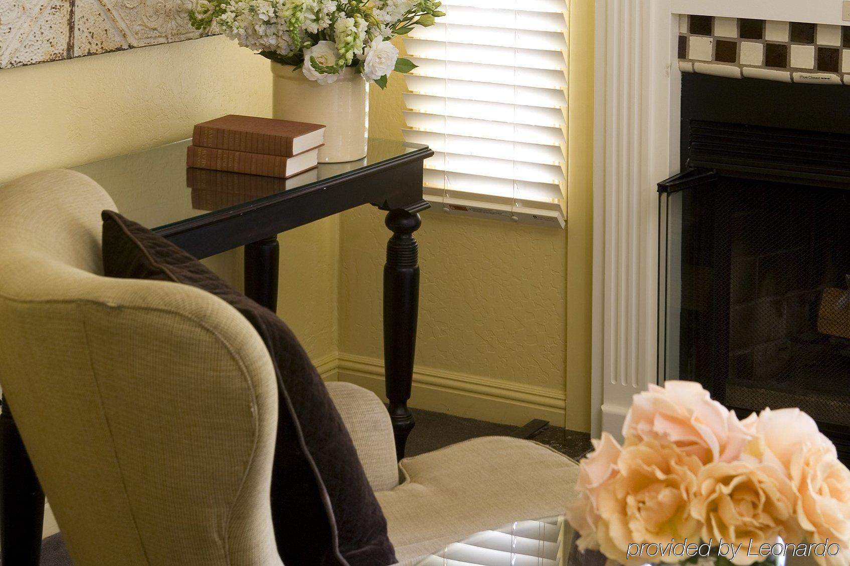 Farmhouse Inn Forestville Экстерьер фото