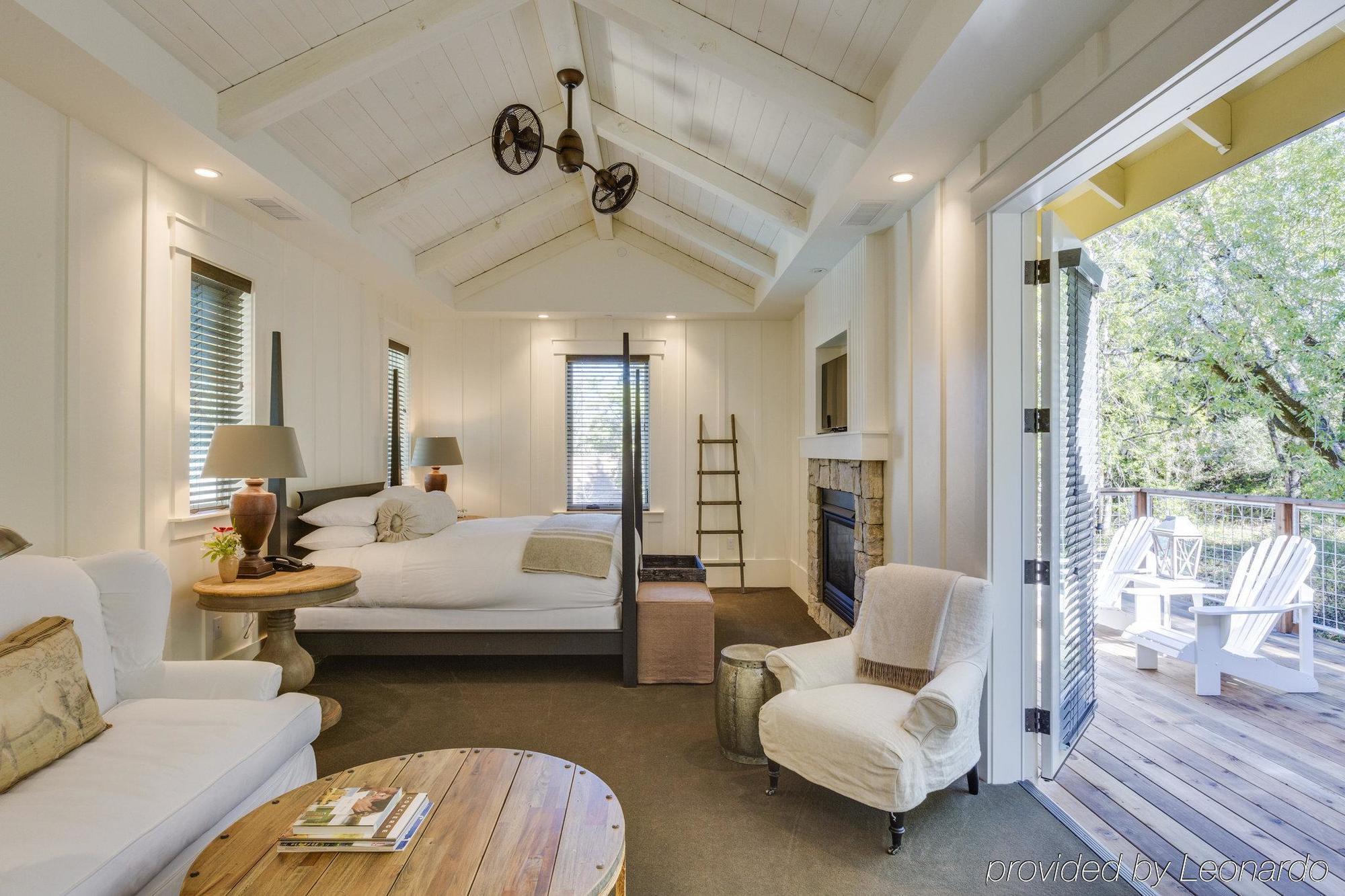 Farmhouse Inn Forestville Экстерьер фото