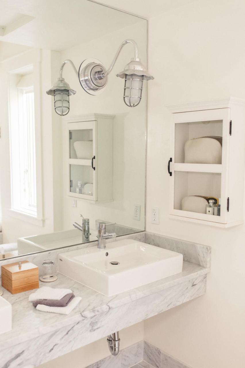 Farmhouse Inn Forestville Экстерьер фото